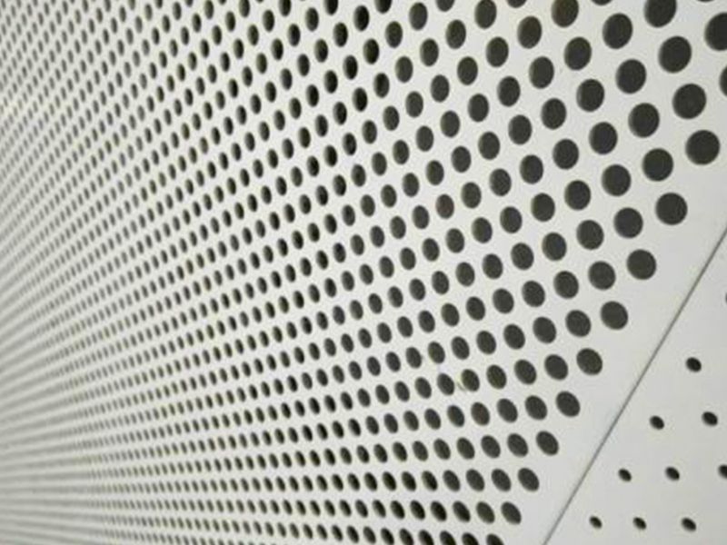 衝孔鋁單（dān）板